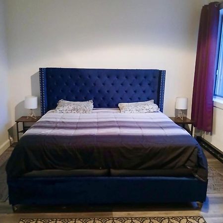 Apartamento No°1~Plaza St-Hubert~Metro Jean-Talon~Jarry Parc Montreal Exterior foto