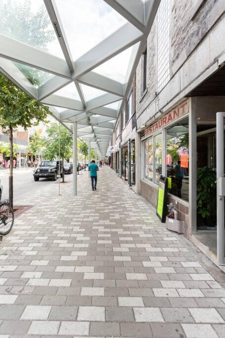 Apartamento No°1~Plaza St-Hubert~Metro Jean-Talon~Jarry Parc Montreal Exterior foto